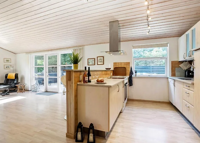 Semesterbostad 3 Bedroom Stunning In