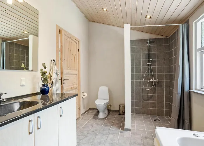 3 Bedroom Stunning In *